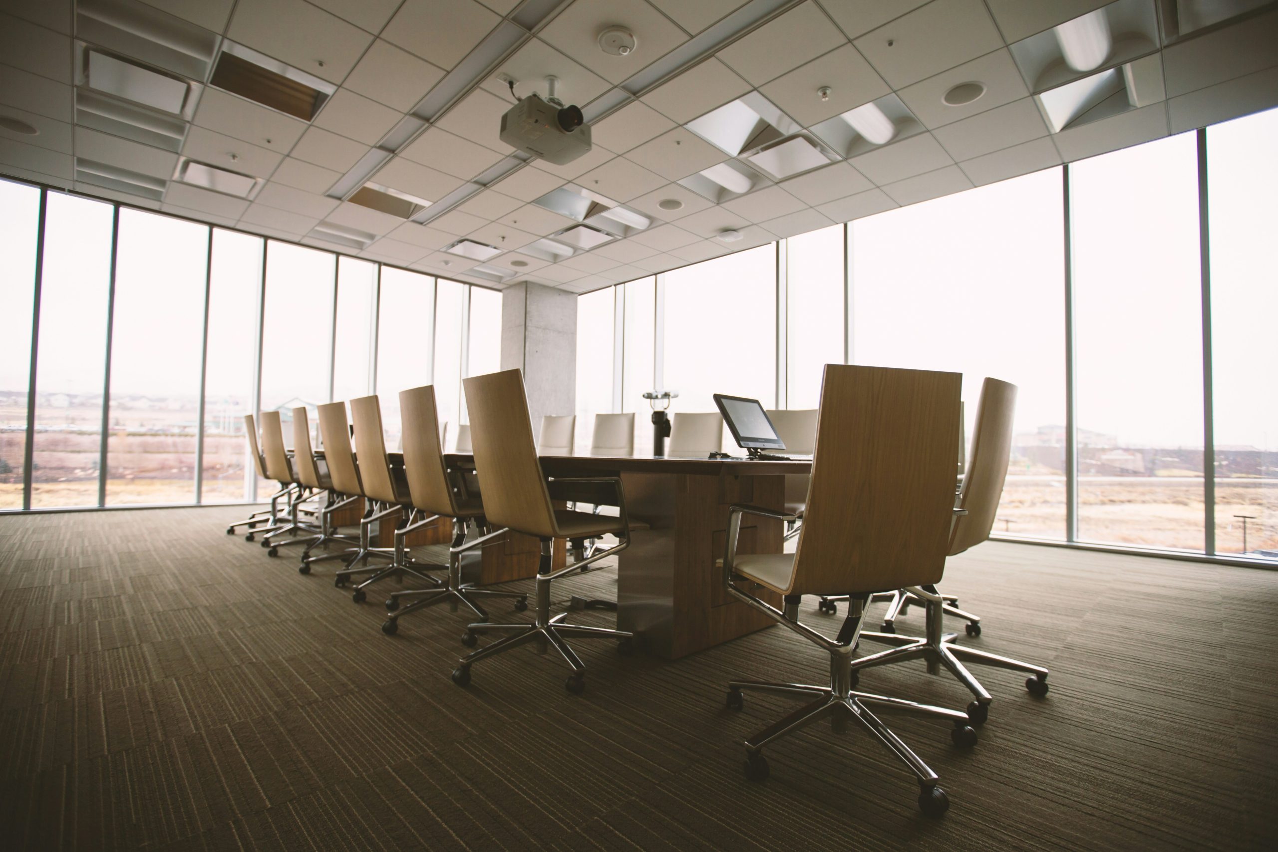 Salidas profesionales en Derecho Corporativo